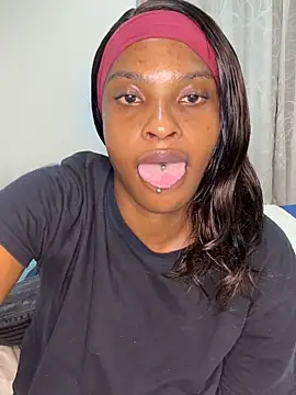 NiaLong21_'s cam snapshot