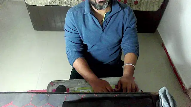 rentarob's cam snapshot