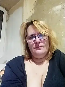 Forest-Lady's cam snapshot