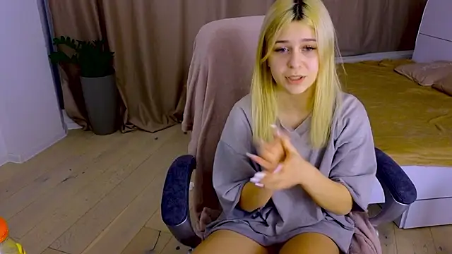 ApheliaStar's cam snapshot