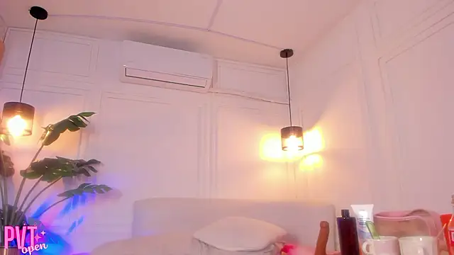 Dafne_Hillss's cam snapshot