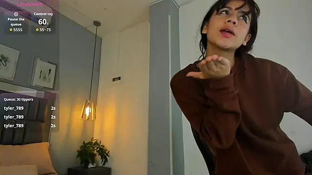 Julieth_brown_'s cam snapshot