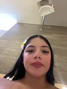 Hailey-Fox's cam snapshot