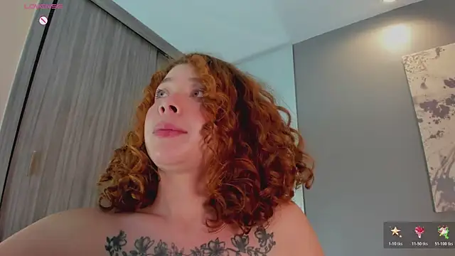 HelenaCole-'s cam snapshot