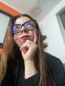 Cloew_Marz's cam snapshot