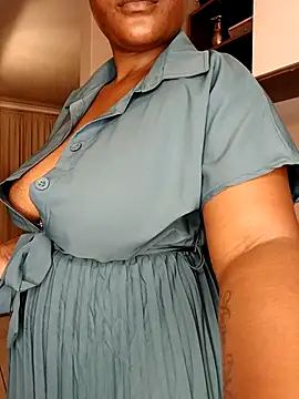 Zee-Thee-Gemini's cam snapshot