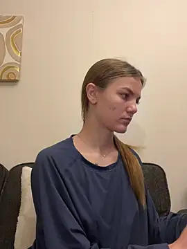 Mila_sweet_23's cam snapshot