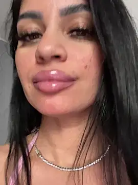 _adelle live sex cam