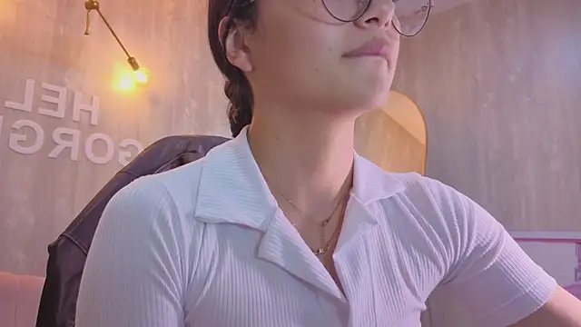 Evadeep_a's cam snapshot