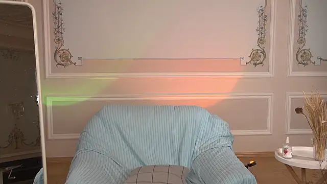 Blondessa_XOXO's cam snapshot