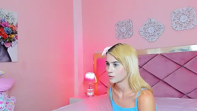 ChloeLaurentt's cam snapshot