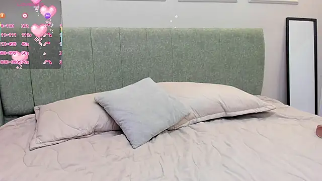 zara_milf's cam snapshot