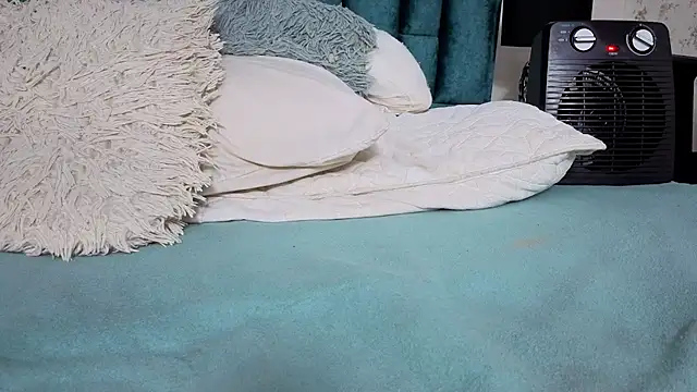 Emma_Foxi's cam snapshot