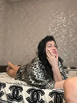 Lubovnikii live sex cam