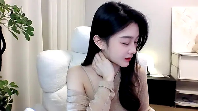 xiaxia-baby_'s cam snapshot