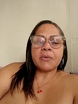 Angie_milf50 live sex cam