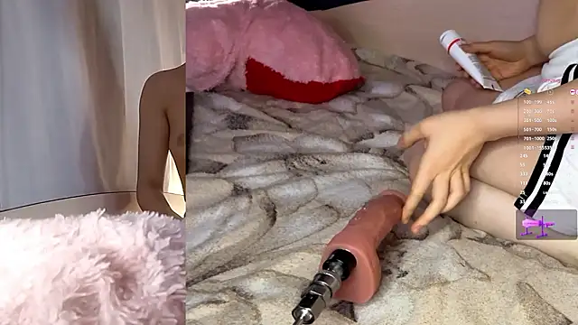 MaryjaneSpider's cam snapshot