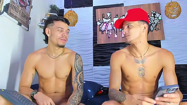 Friendsofeverything_ live sex cam