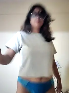 Love_heartss live sex cam