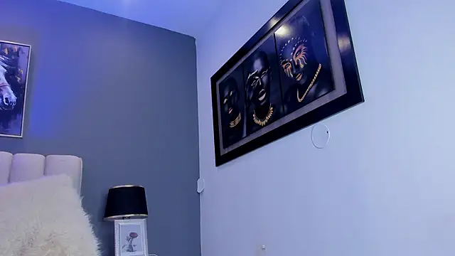 ArianaGolden's cam snapshot