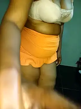 BOTTYANGELxx1's cam snapshot