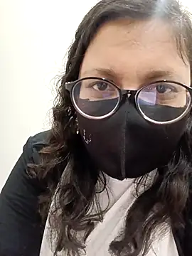 piryasharma005's cam snapshot