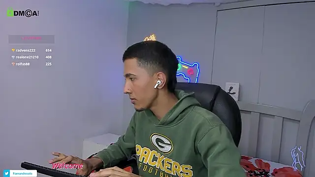 HarolddXL live sex cam