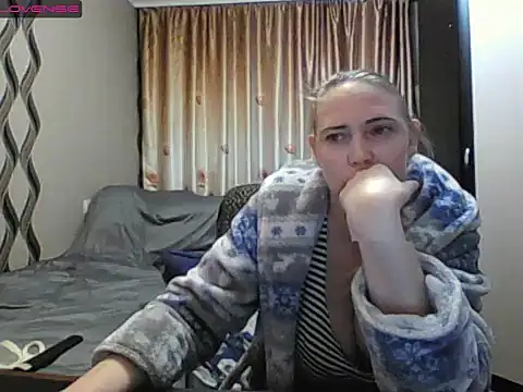 JenniDeep's cam snapshot