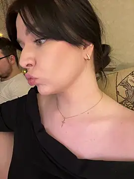 Poly_Nick's cam snapshot