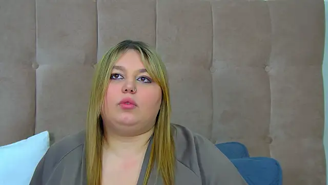 LillianKim live sex cam