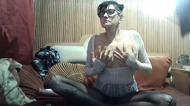 AlanaLaDream live sex cam