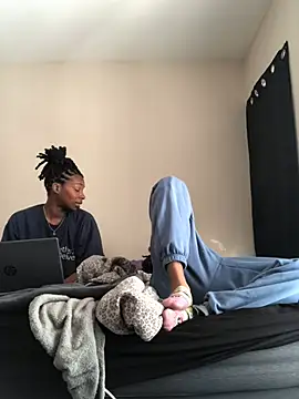 theprettysoles live sex cam