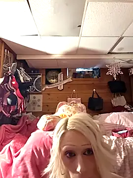 BeautifulFire23's cam snapshot