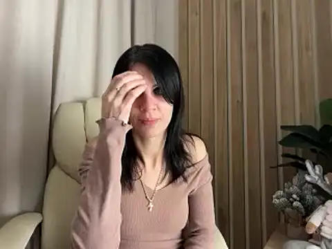 InjaAtHome live sex cam