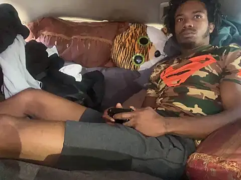 SlimeCrownzOut5 live sex cam