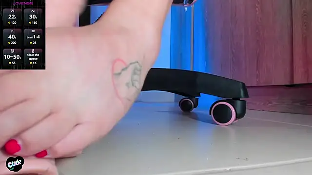 Saskyaa's cam snapshot