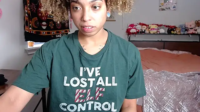 Cherribombzz live sex cam