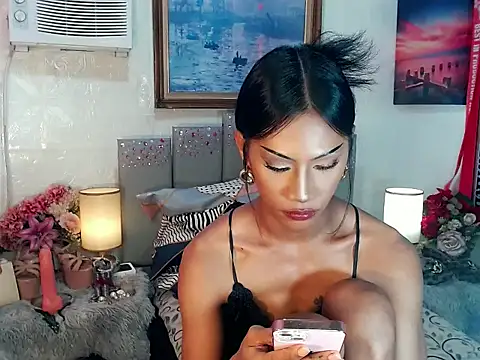 Tarah_MC_Collins's cam snapshot