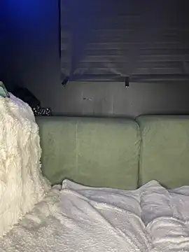 chellerayy's cam snapshot