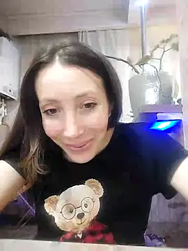 HellaryTourent's cam snapshot