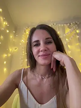 LucieMack's cam snapshot