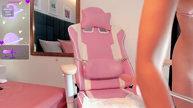 dulce_char's cam snapshot