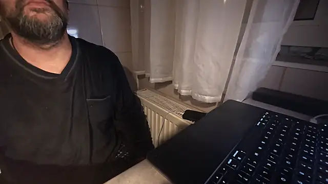 TARKAN1 live sex cam