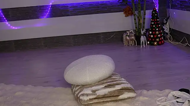 Miss_Denisse's cam snapshot