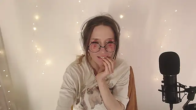 _Hanna_Moon_'s cam snapshot