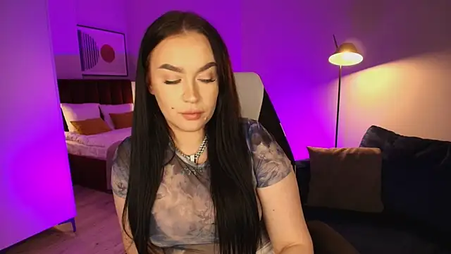 tinafox_'s cam snapshot