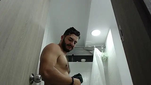 thomas_gun live sex cam