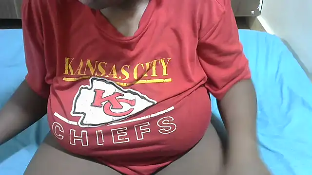 HoneyExtasyXo_'s cam snapshot