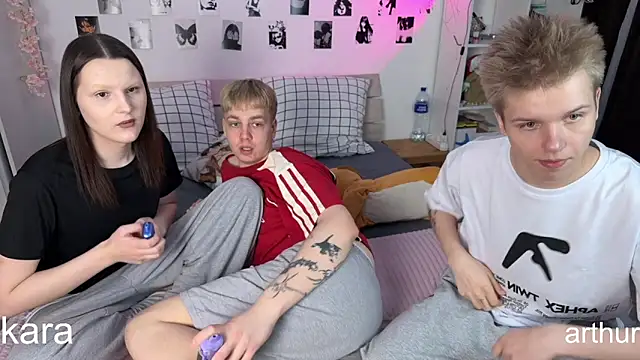 olivertasty's cam snapshot