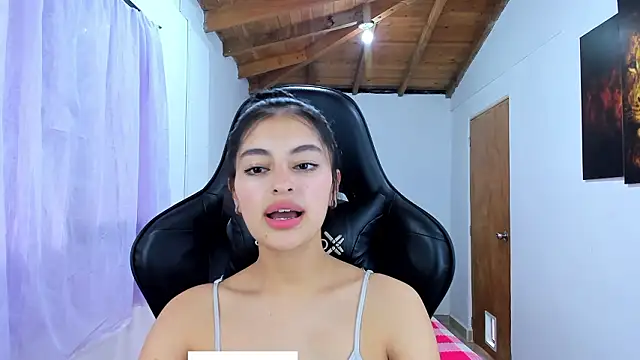 Alii_sweet's cam snapshot